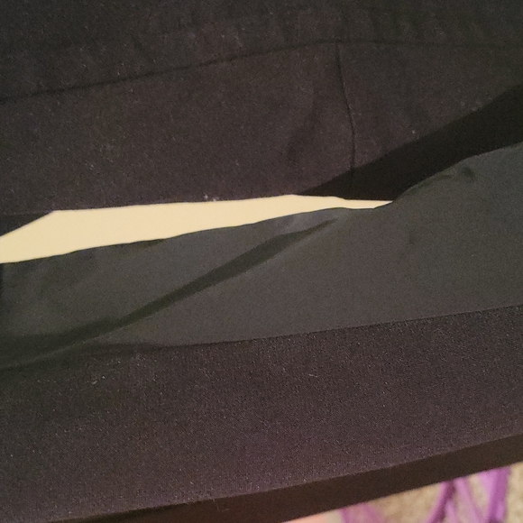 Jacker - Picture 2 of 4